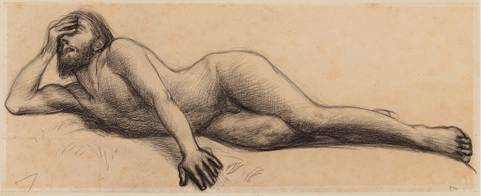 裸体男人躺在地上