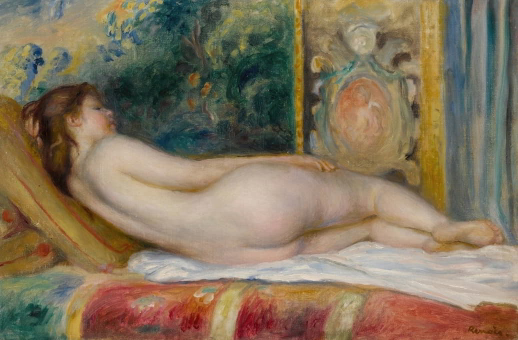 裸体女人躺下