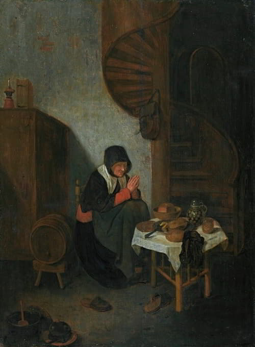 一位在室内用餐前祈祷的老妇人