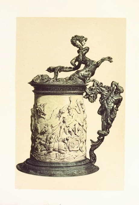 象牙雕刻的坦卡德，用氧化银镶嵌