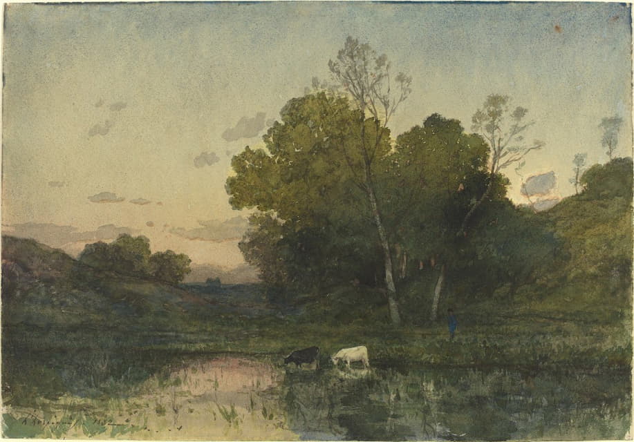 黄昏时分，湖边树木繁茂，牛群在饮水