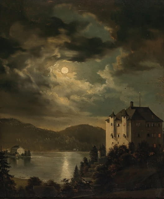 演讲湖，月光照在弗雷恩图恩城堡上，可以看到洛雷托