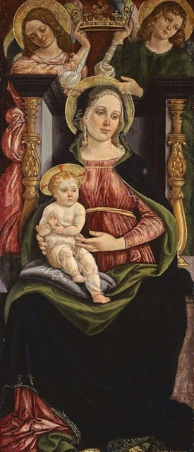 圣母玛利亚和孩子坐在两位天使的王冠上
