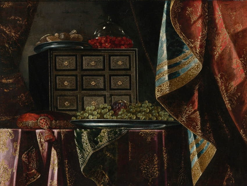 锦缎桌上的箱子、水果和其他物品的静物画
