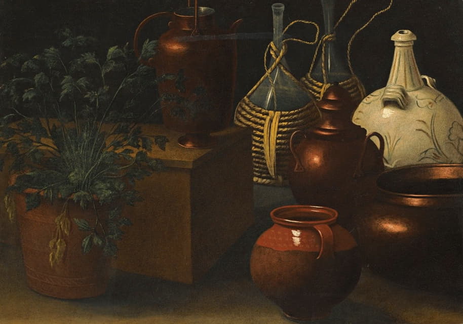 有两个柳条覆盖的玻璃瓶、一个水壶、一系列其他花盆和一种草本植物的静物画