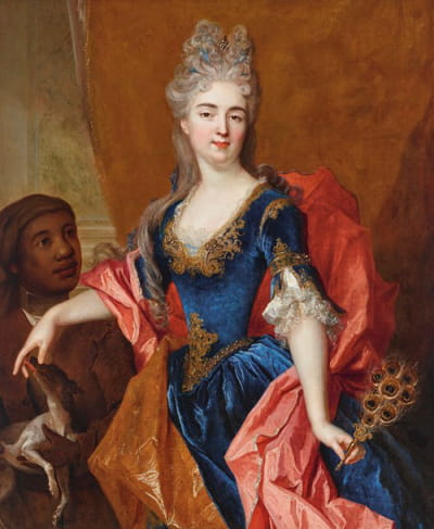 一位女士的肖像，和她的仆人拿着孔雀羽毛扇子，牵着一条狗