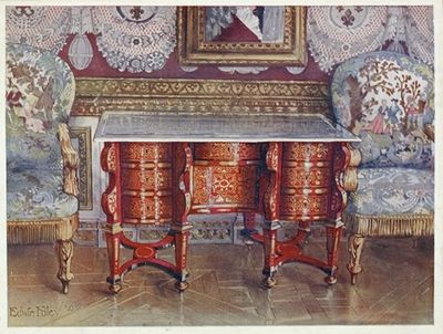 红色玳瑁的膝盖写字台。漆钢顶部。布勒。镀金水龙头，挂毯装饰
